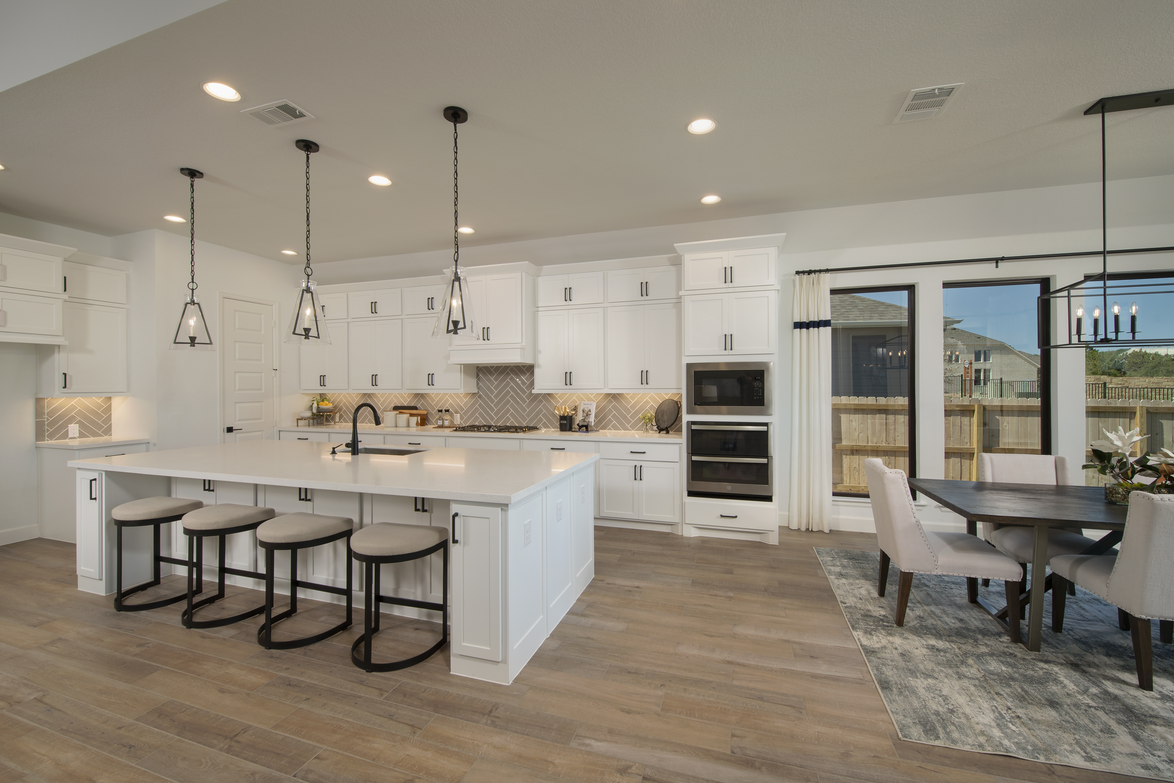 Perry Homes Opens Stunning New Model in Bryson